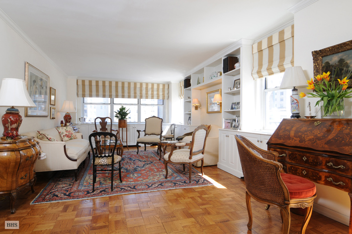 Photo 1 of 315 East 70th Street, Upper East Side, NYC, $1,725,000, Web #: 1013819