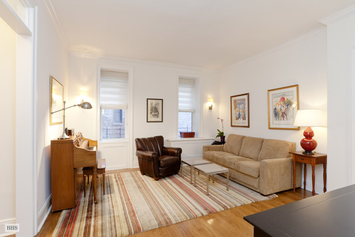Photo 1 of 401 West End Avenue 3G, Upper West Side, NYC, $1,550,000, Web #: 1269699