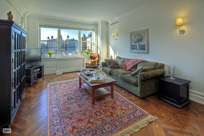 Photo 1 of 610 West 110th Street 10E, Upper West Side, NYC, $1,320,000, Web #: 1560371