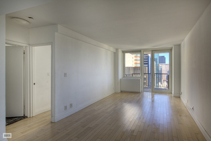 Photo 1 of East 47th Street, Midtown East, NYC, $3,000, Web #: 1564275