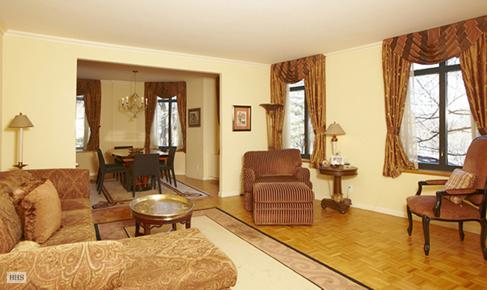 Photo 1 of 222 Riverside Drive, Upper West Side, NYC, $2,100,000, Web #: 1716087