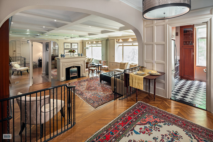 Photo 1 of 55 Central Park West, Upper West Side, NYC, $1,050,000, Web #: 1759993