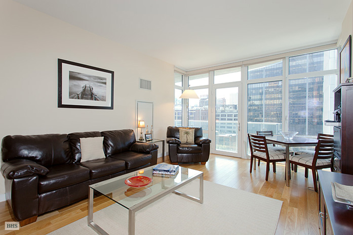 Photo 1 of 555 West 59th Street, Upper West Side, NYC, $987,000, Web #: 3417645
