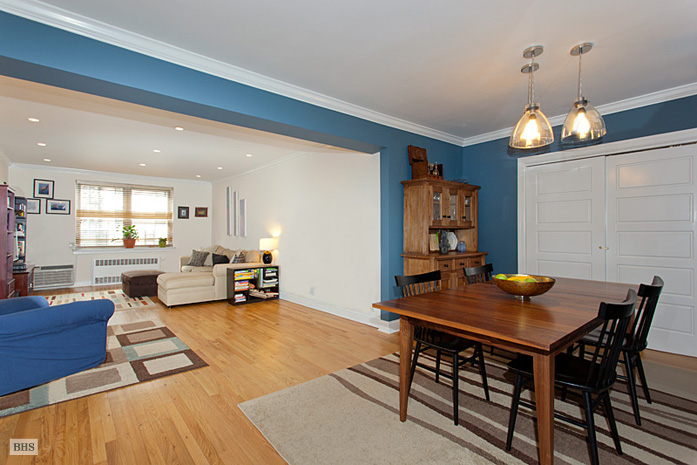 Photo 1 of 70 Riverside Drive, Upper West Side, NYC, $1,100,000, Web #: 3448976