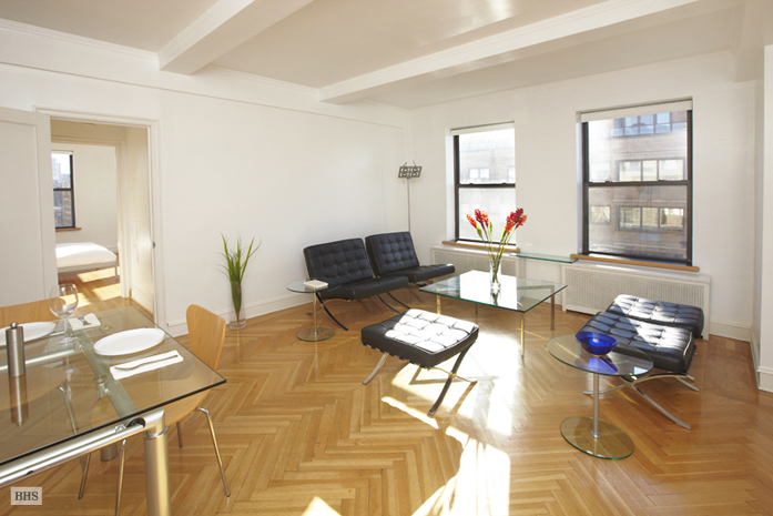 Photo 1 of 23 East 74th Street, Upper East Side, NYC, $899,000, Web #: 3635721