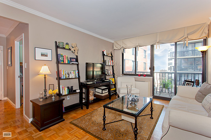 Photo 1 of 343 East 74th Street, Upper East Side, NYC, $510,000, Web #: 3717275