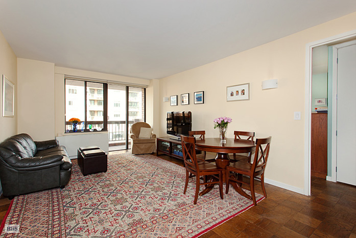 Photo 1 of 1441 Third Avenue, Upper East Side, NYC, $1,025,000, Web #: 3859911