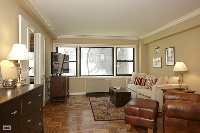 Photo 1 of 55 East 9th Street, East Village, NYC, $550,000, Web #: 4004846