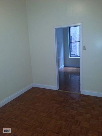 Photo 1 of West 22nd Street, Greenwich Village/Chelsea, NYC, $1,995, Web #: 8520496