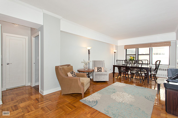 Photo 1 of 220 East 54th Street, Midtown East, NYC, $680,000, Web #: 9464646