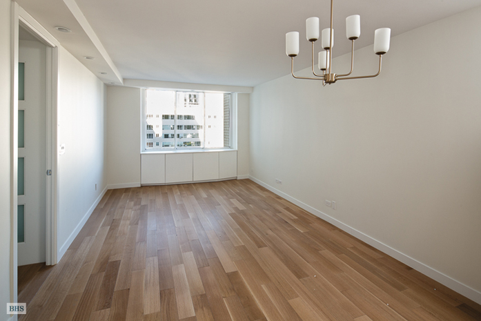 Photo 1 of 220 East 65th Street, Upper East Side, NYC, $980,000, Web #: 9582346