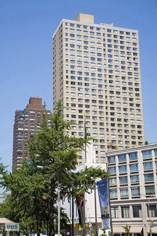 Photo 1 of 60 West 66th Street 14B, Upper West Side, NYC, $4,200, Web #: 9960398