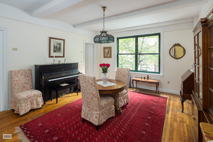 Photo 1 of 131 East 93rd Street, Upper East Side, NYC, $685,000, Web #: 10192041