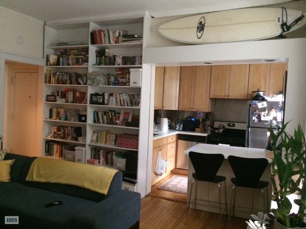 Photo 1 of 311 East 9th Street, East Village, NYC, $4,400, Web #: 10393990