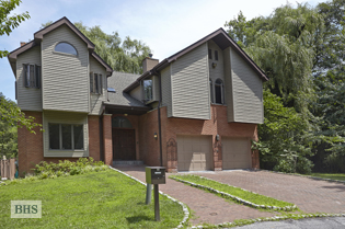 -6 WEST 246TH STREET