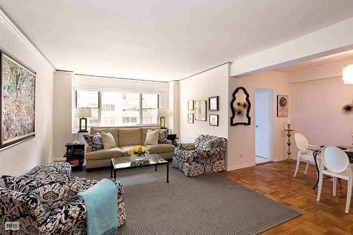 Photo 1 of 100 West 57th Street, Midtown West, NYC, $595,000, Web #: 11104956