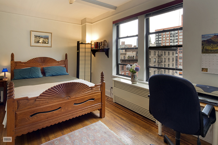 Photo 1 of 710 West End Avenue, Upper West Side, NYC, $749,000, Web #: 11314732