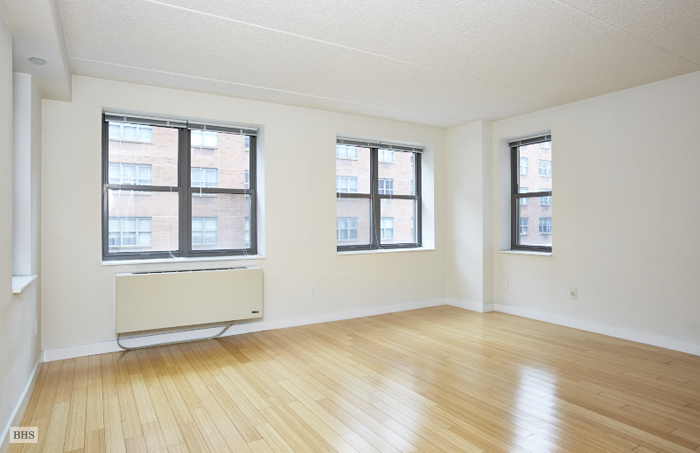 Photo 1 of West 47th Street, Midtown West, NYC, $2,395, Web #: 11951600