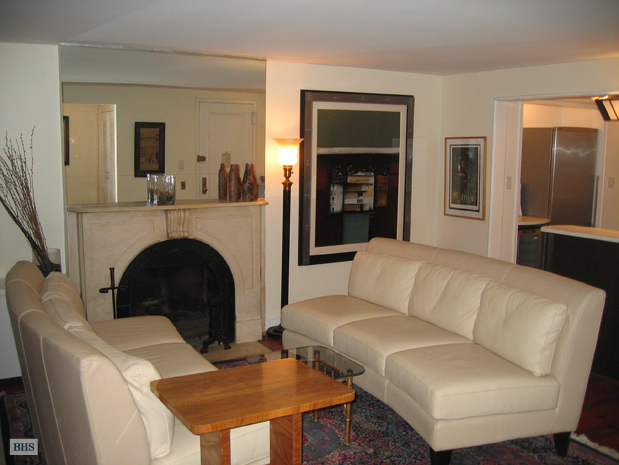 Photo 1 of 428 West 44th Street B, Midtown West, NYC, $3,950, Web #: 12270298