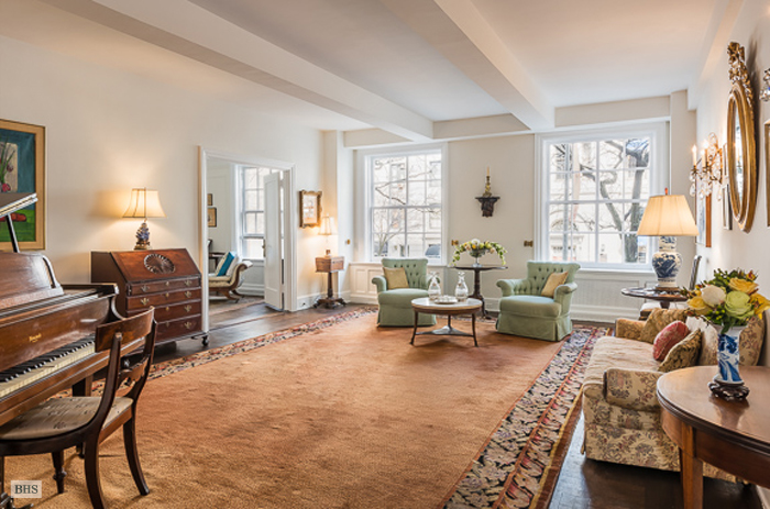 Photo 1 of 30 East 72nd Street, Upper East Side, NYC, $2,400,000, Web #: 12366948