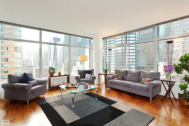 Photo 1 of 250 East 54th Street, Midtown East, NYC, $2,600,000, Web #: 12462295