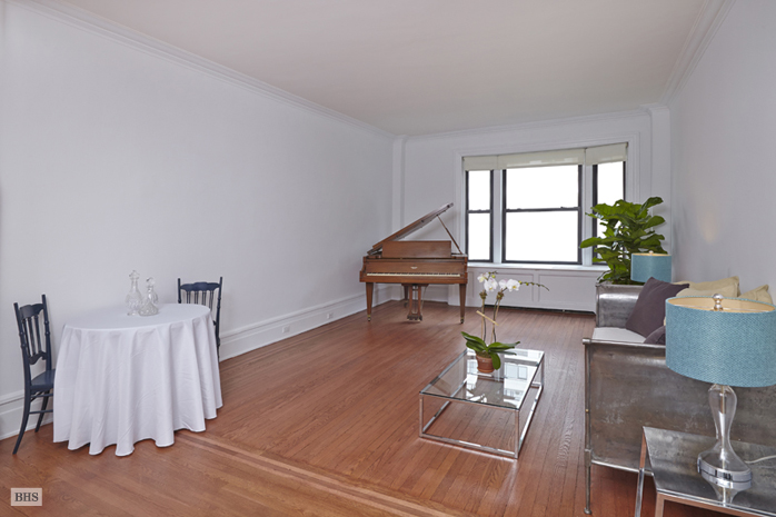 Photo 1 of 929 Park Avenue, Upper East Side, NYC, $799,000, Web #: 12512944