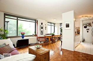 2 SOUTH END AVENUE