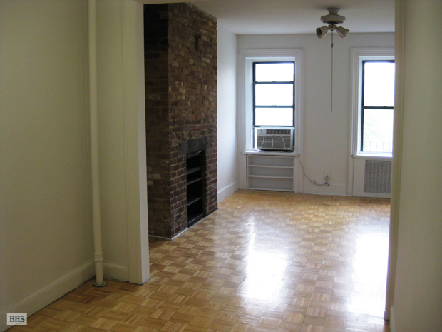 Photo 1 of 75 East 2nd Street, East Village, NYC, $2,995, Web #: 12920272