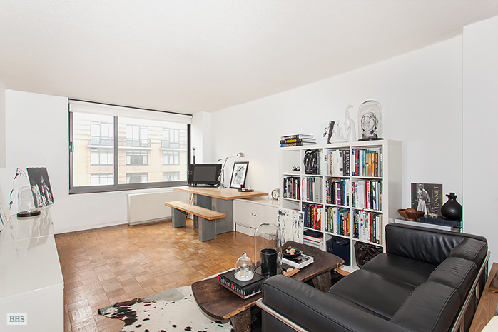 Photo 1 of 2 South End Avenue, Battery Park City, NYC, $465,000, Web #: 13024040