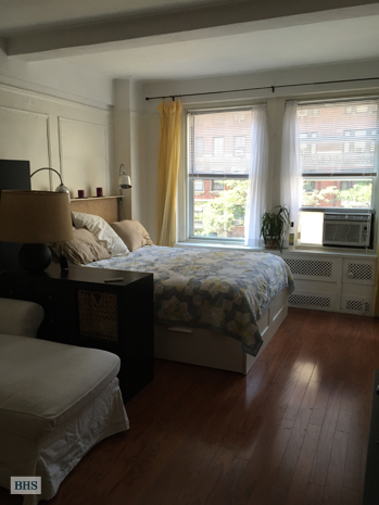 Photo 1 of 433 West 34th Street, Midtown South, NYC, $1,975, Web #: 13084113