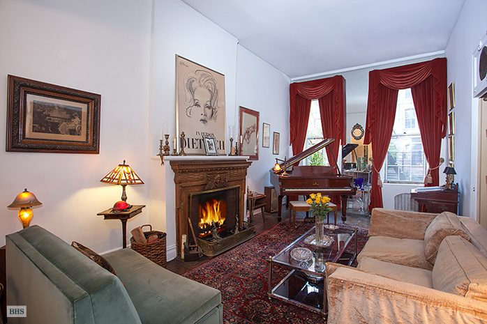 Photo 1 of 353 East 50th Street, Midtown East, NYC, $936,000, Web #: 13292135