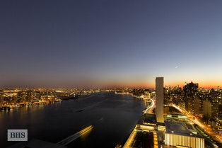 870 UNITED NATIONS PLAZA