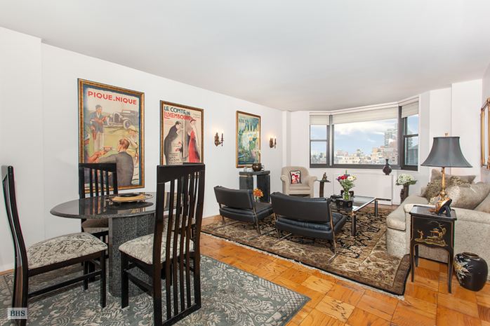 Photo 1 of 200 East 90th Street, Upper East Side, NYC, $1,310,000, Web #: 14336230