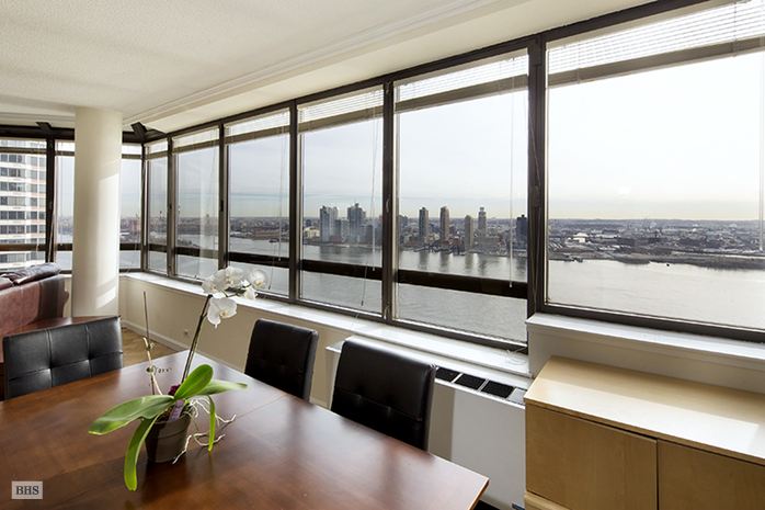 Photo 1 of 630 First Avenue, Midtown East, NYC, $1,650,000, Web #: 14375317