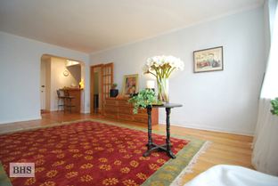 Large Top Floor 1 Bedroom