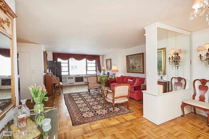 Photo 1 of 140 East 83rd Street, Upper East Side, NYC, $1,231,900, Web #: 14678030