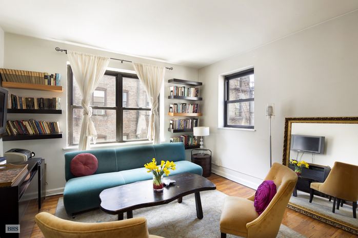 Photo 1 of 12 West 9th Street, Greenwich Village/Chelsea, NYC, $610,000, Web #: 14701103