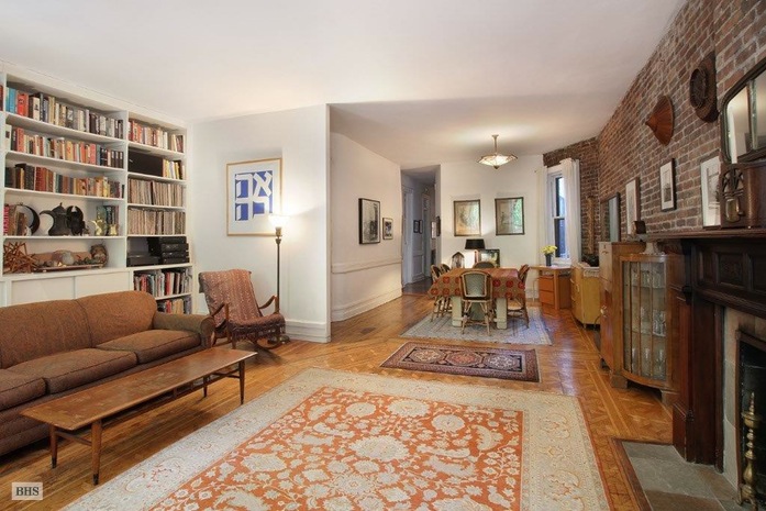 Photo 1 of 106 Waverly Place, Greenwich Village/Chelsea, NYC, $2,300,000, Web #: 14760110