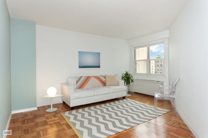 Photo 1 of 101 West 12th Street, Greenwich Village/Chelsea, NYC, $680,000, Web #: 14928698