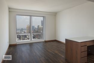 400 FIFTH AVENUE