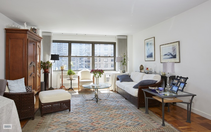 Photo 1 of 165 West End Avenue, Upper West Side, NYC, $736,000, Web #: 15122259