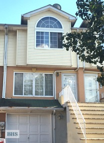 48 Ludwig Lane