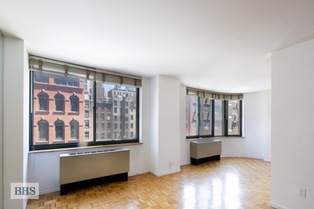 275 GREENWICH STREET