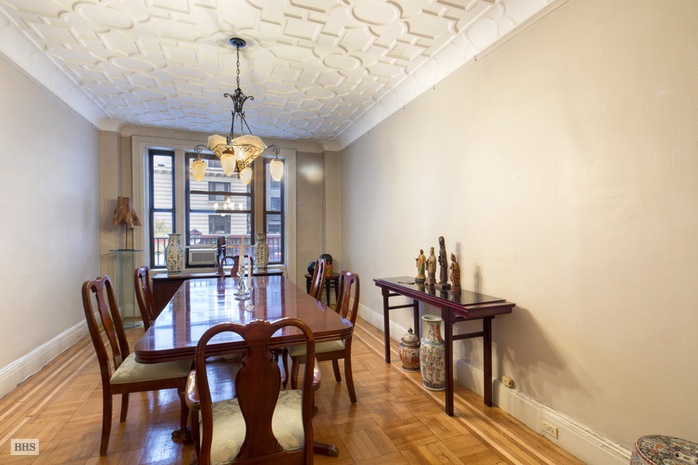 Photo 1 of 200 West 54th Street, Midtown West, NYC, $1,025,000, Web #: 15482322