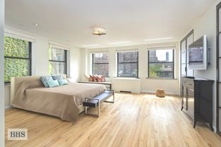 18 EAST 12TH STREET 7AD