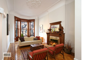 22 MONTGOMERY PLACE