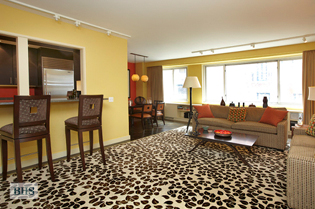 10 EAST 70TH STREET