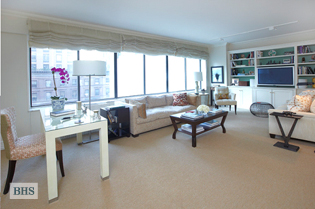 900 PARK AVENUE