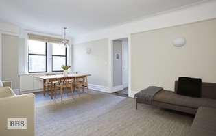 395 RIVERSIDE DRIVE
