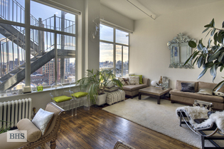 718 BROADWAY